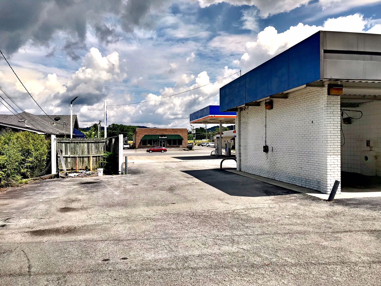 Magic Mist: S 15th St., Middlesboro, KY 40965